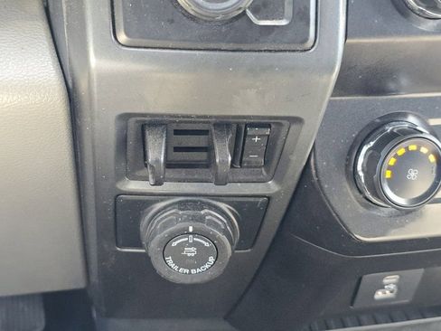 Used 2022 Ford F250 XLT w/ XLT Premium Package AWD/4WD image 31