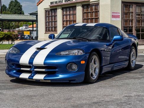Used 1996 Dodge Viper GTS image 1