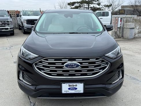 Certified 2024 Ford Edge Titanium image 2