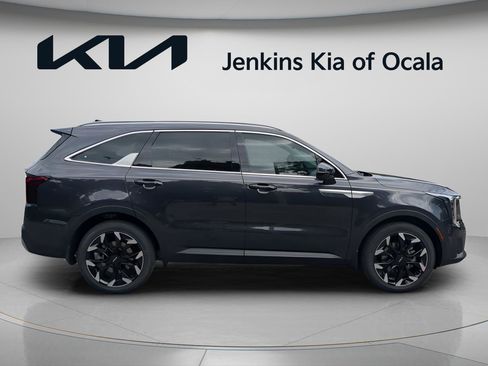 New 2026 Kia Sorento EX FWD image 2