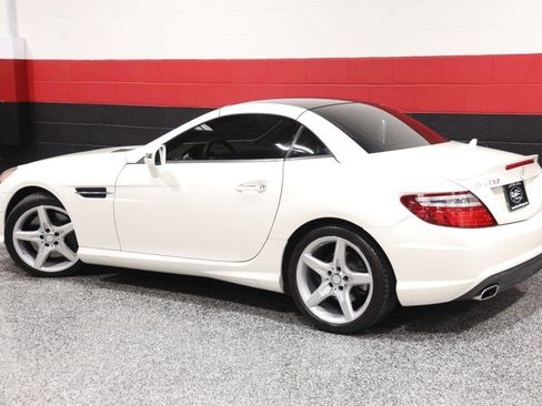 Used 2014 Mercedes-Benz SLK 250 image 30