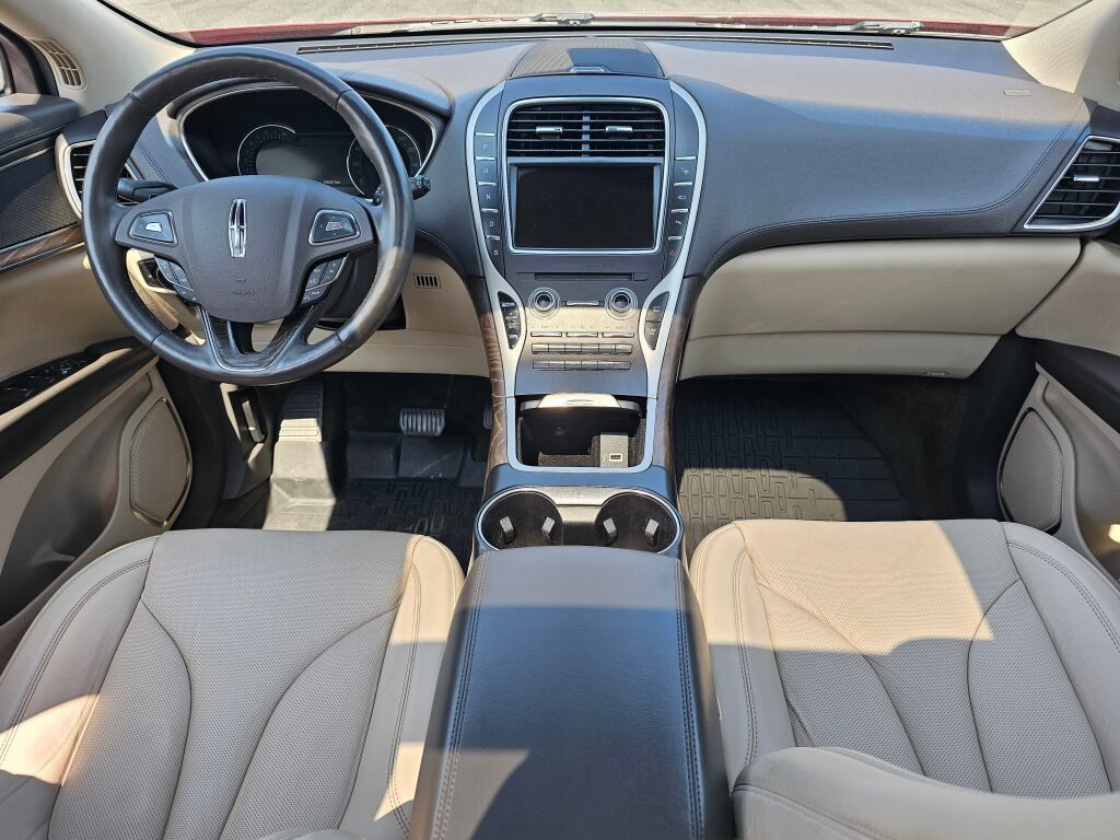 Used 2018 Lincoln MKX Reserve AWD/4WD image 18