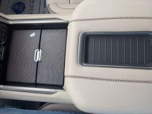 Used 2022 GMC Yukon Denali AWD/4WD image 24