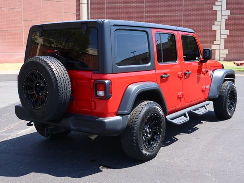 Used 2019 Jeep Wrangler Unlimited Sport AWD/4WD image 26