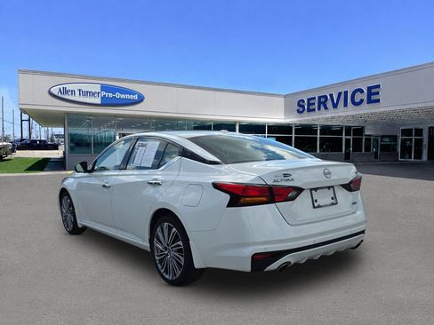 Used 2024 Nissan Altima 2.5 SL AWD/4WD image 6
