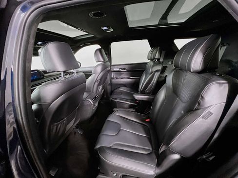 Used 2023 Hyundai Palisade Calligraphy image 26