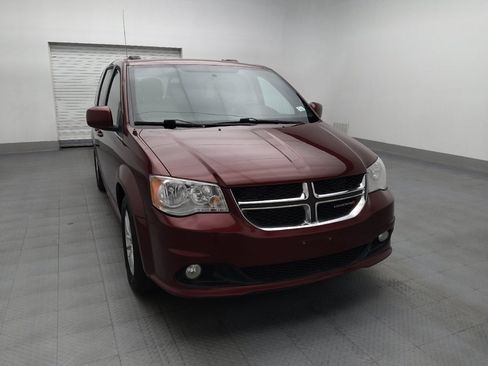 Used 2018 Dodge Grand Caravan SXT FWD image 14
