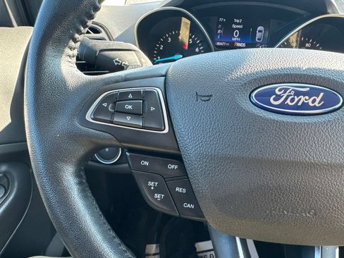 Used 2017 Ford Escape Titanium AWD/4WD image 19