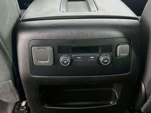 Used 2019 Chevrolet Tahoe LS AWD/4WD image 25