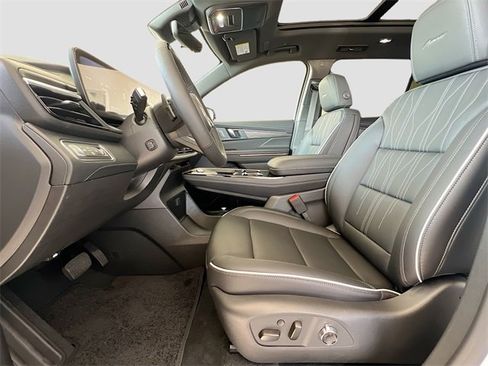 New 2026 Buick Enclave Avenir w/ Super Cruise Package image 15