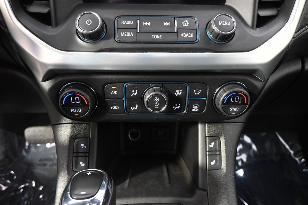 Used 2017 GMC Acadia SLT AWD/4WD image 31