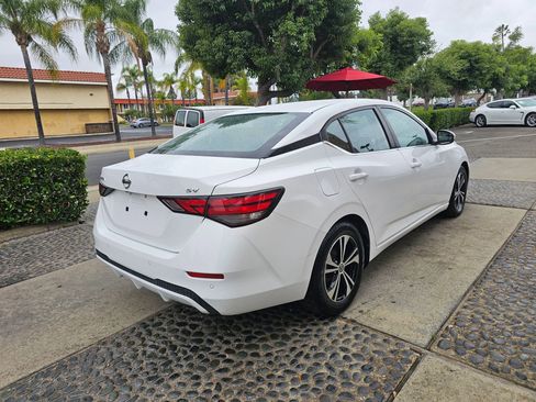 Used 2021 Nissan Sentra SV image 5