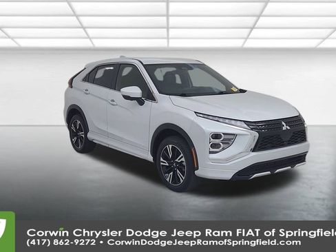 Used 2024 Mitsubishi Eclipse Cross SEL image 3
