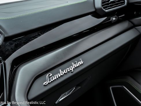 Used 2024 Lamborghini Urus S image 50