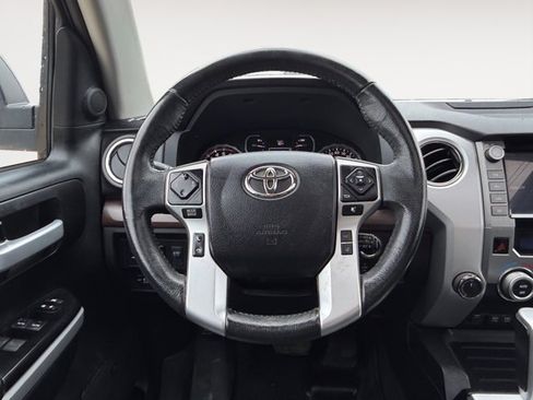 Used 2021 Toyota Tundra Limited w/ Limited Premium Package AWD/4WD image 13