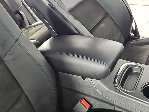 Used 2020 Dodge Durango GT image 16