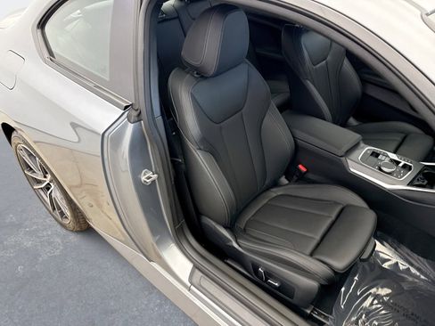 Used 2025 BMW 230i xDrive 230XI AWD w/ Premium Package image 16