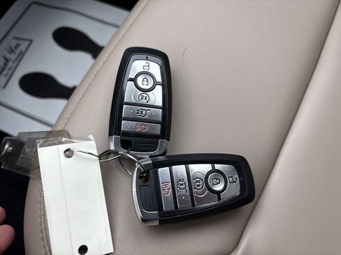 Used 2023 Ford Explorer XLT w/ Equipment Group 202A image 32