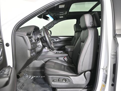 Used 2022 Chevrolet Tahoe RST w/ Luxury Package AWD/4WD image 22