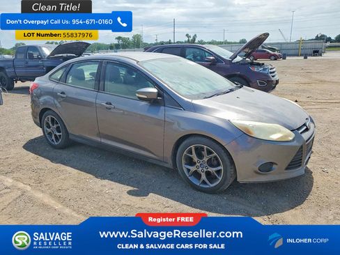 Used 2014 Ford Focus SE FWD image 5