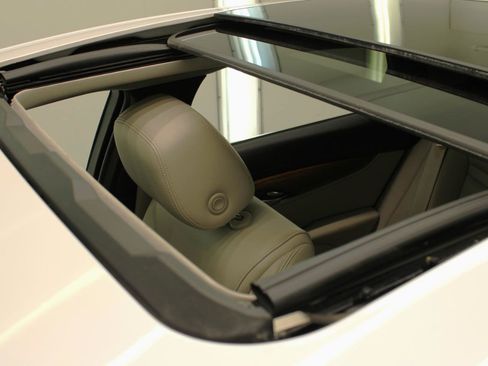 Used 2018 Cadillac XTS Luxury w/ Driver Awareness Package FWD image 24