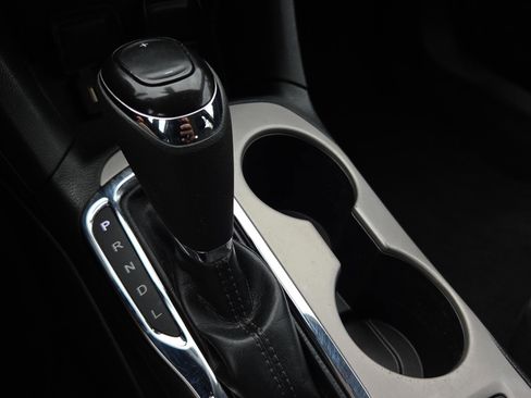 Used 2018 Chevrolet Cruze LS image 28