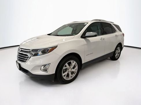 Used 2021 Chevrolet Equinox Premier AWD/4WD image 3