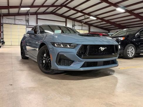 Used 2024 Ford Mustang GT RWD image 1