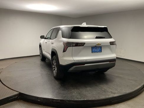 New 2026 Chevrolet Equinox LT AWD/4WD image 5