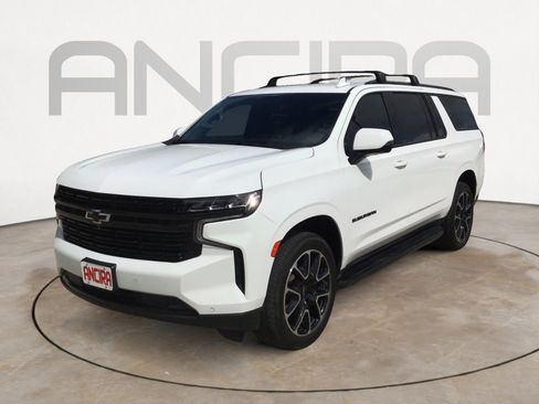 Used 2024 Chevrolet Suburban RST w/ Luxury Package AWD/4WD image 8