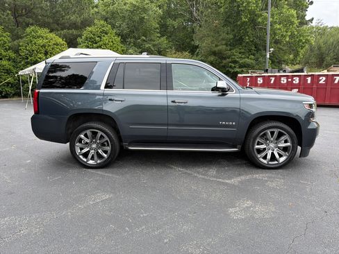 Used 2019 Chevrolet Tahoe Premier AWD/4WD image 4