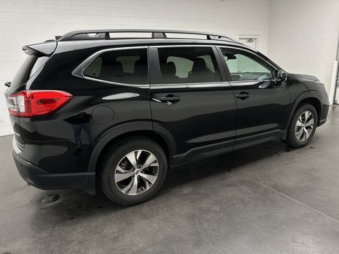 Certified 2025 Subaru Ascent Premium image 9