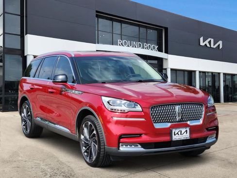 Used 2020 Lincoln Aviator Reserve w/ Equipment Group 202A AWD/4WD image 3