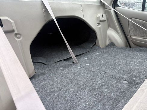 Used 2003 Nissan Sentra GXE image 18