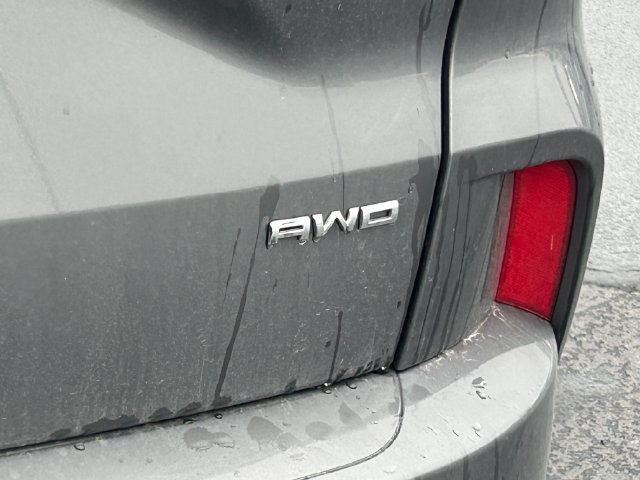 Used 2024 Ford Escape ST-Line AWD/4WD image 5