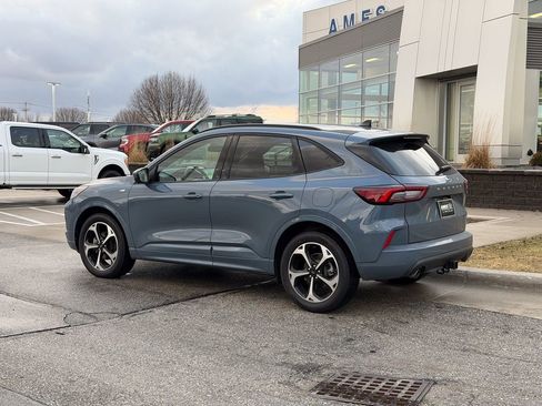 Used 2025 Ford Escape ST-Line Elite w/ Premium Technology Package image 4