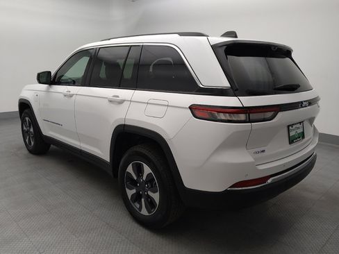 Used 2022 Jeep Grand Cherokee Limited 4xe w/ Luxury Tech Group II AWD/4WD image 5