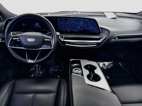 Used 2024 Cadillac Lyriq Tech RWD image 25