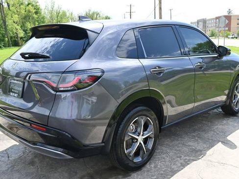 Used 2025 Honda HR-V EX-L image 5
