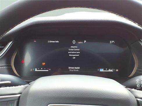 New 2025 Jeep Grand Cherokee Altitude image 24