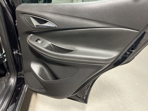 Used 2025 Buick Encore GX Preferred image 11