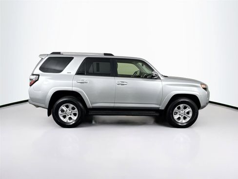 Certified 2024 Toyota 4Runner SR5 Premium image 11