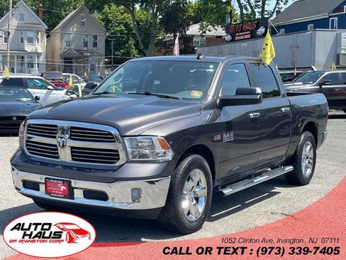 Used 2017 RAM 1500 SLT AWD/4WD image 1