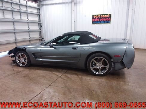 Used 2004 Chevrolet Corvette Convertible w/ Preferred Equipment Group image 2