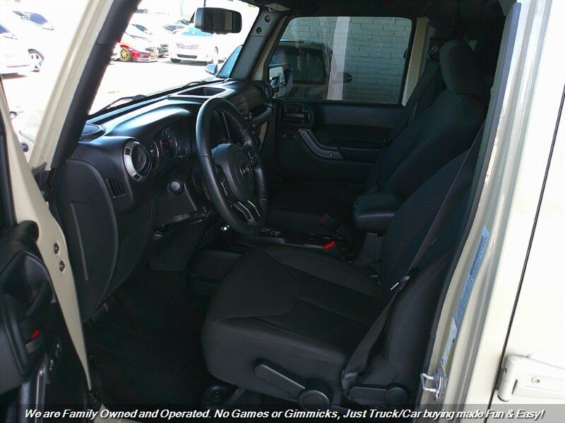 Used 2017 Jeep Wrangler Unlimited Sport w/ Quick Order Package 24S AWD/4WD image 15