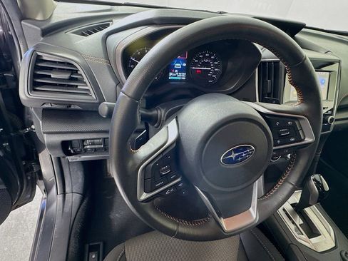 Used 2023 Subaru Crosstrek 2.0i Premium image 11