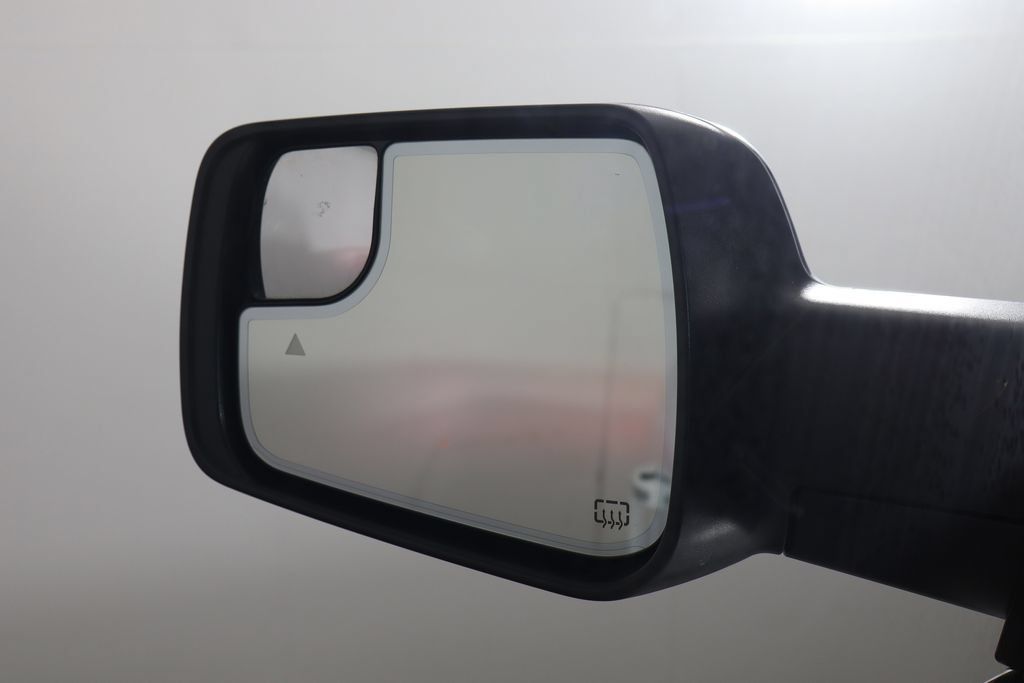Used 2020 RAM 1500 Limited w/ Body Color Bumper Group AWD/4WD image 40
