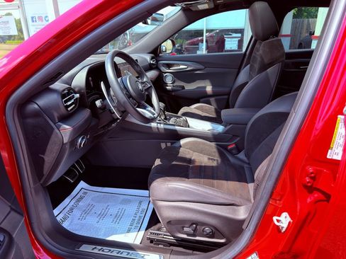 Used 2024 Dodge Hornet R/T Plus AWD/4WD image 17