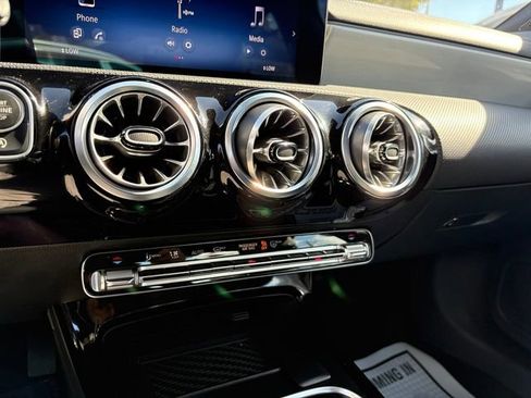 Used 2025 Mercedes-Benz CLA 250 image 24