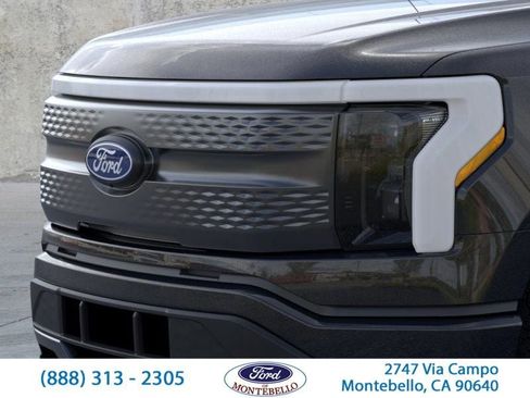 New 2025 Ford F150 Lightning XLT image 18